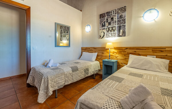 Holiday Home - Petit Son Baulo, Can Picafort , Spain - EMF708 606