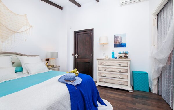 Holiday Home - La Playita, Badia Gran , Spain - EMF719 602