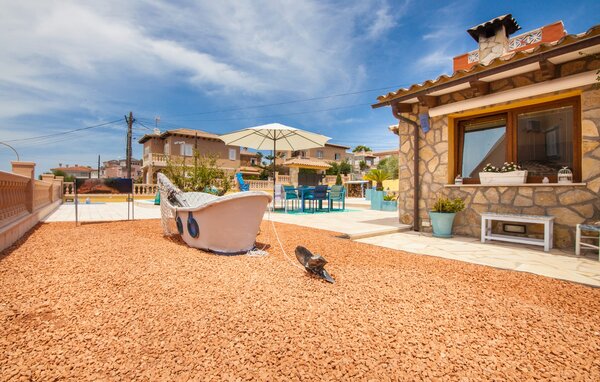 Holiday Home - La Playita, Badia Gran , Spain - EMF719 3