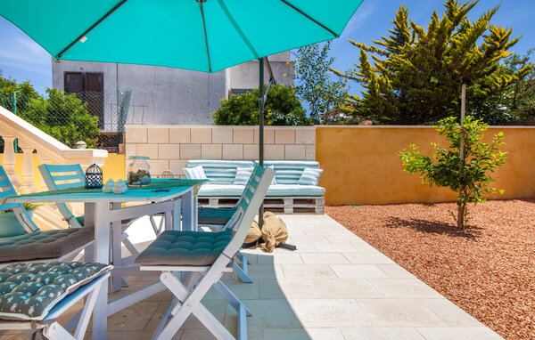 Holiday Home - La Playita, Badia Gran , Spain - EMF719 107