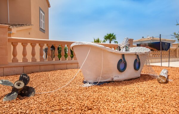 Holiday Home - La Playita, Badia Gran , Spain - EMF719 111