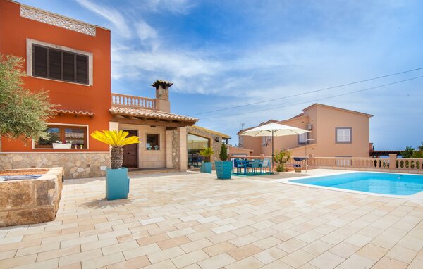 Holiday Home - La Playita, Badia Gran , Spain - EMF719 15