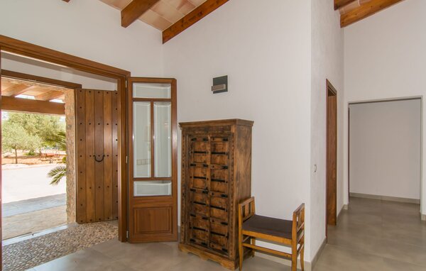 Holiday Home - Casa Manolo, Arta , Spain - EMF723 501