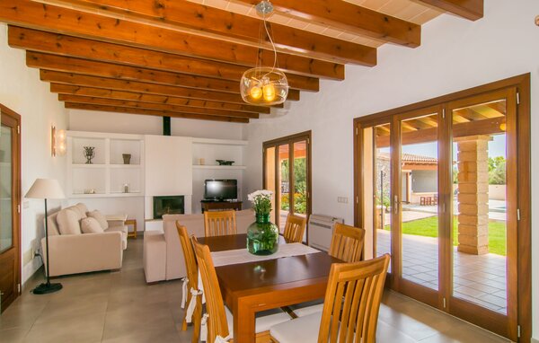 Holiday Home - Casa Manolo, Arta , Spain - EMF723 301