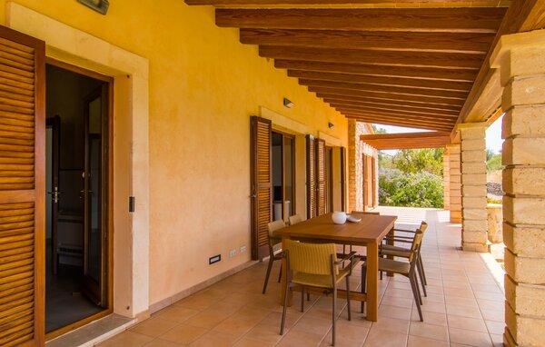 Holiday Home - Casa Manolo, Arta , Spain - EMF723 105