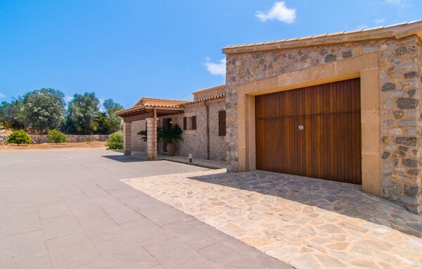 Holiday Home - Casa Manolo, Arta , Spain - EMF723 107