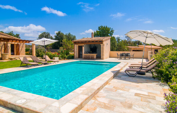 Holiday Home - Casa Manolo, Arta , Spain - EMF723 5