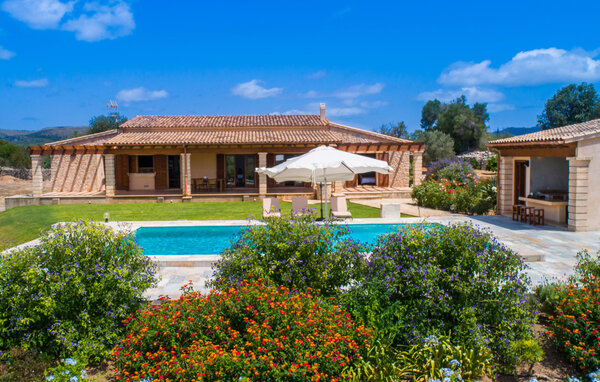 Holiday Home - Casa Manolo, Arta , Spain - EMF723 14
