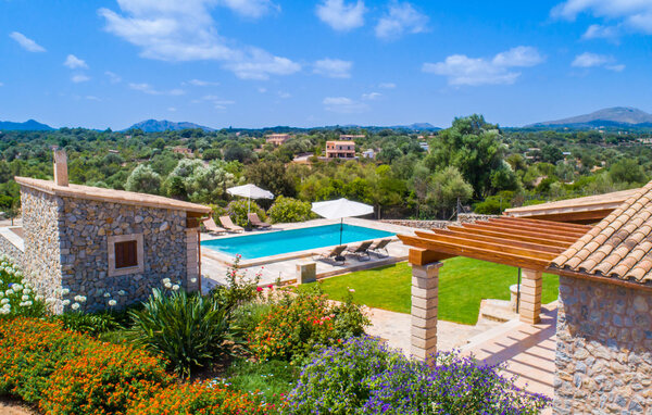 Holiday Home - Casa Manolo, Arta , Spain - EMF723 17
