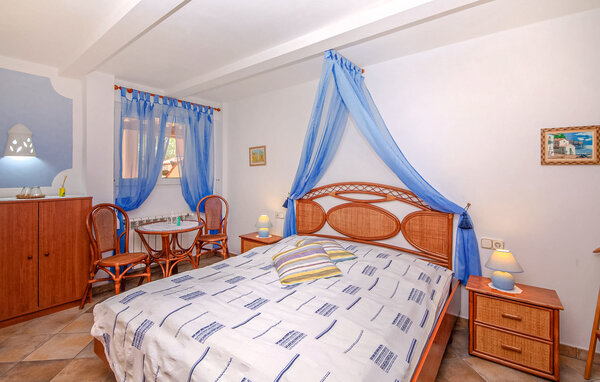 Holiday Home - Montana, Petra , Spain - EMF725 610