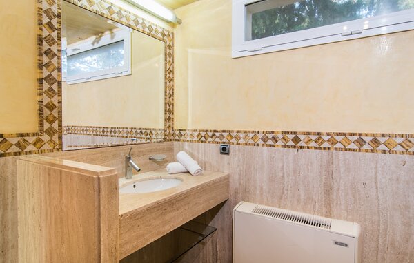Holiday Home - Cocodrilo, Alcudia , Spain - EMF767 703