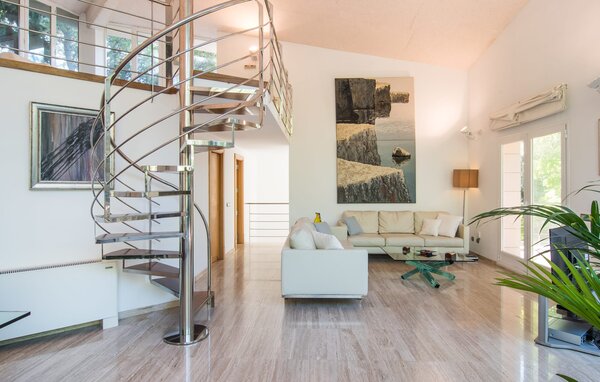 Holiday Home - Cocodrilo, Alcudia , Spain - EMF767 301