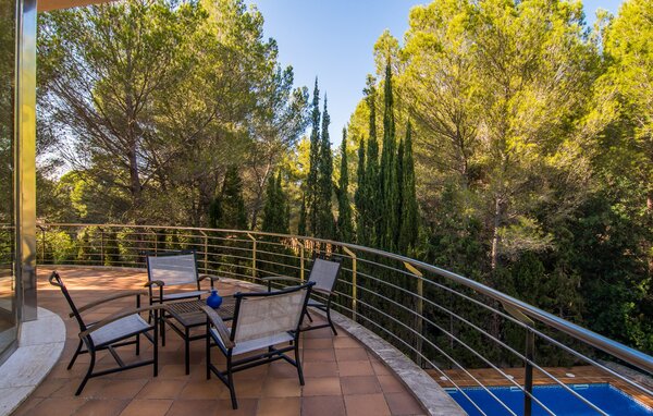 Holiday Home - Cocodrilo, Alcudia , Spain - EMF767 103