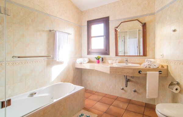 Holiday Home - Sa Creu Vella Ses Ancores, Capdepera , Spain - EMF816 702