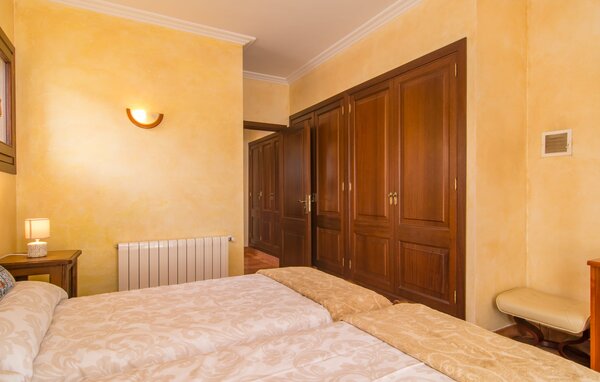 Holiday Home - Sa Creu Vella Ses Ancores, Capdepera , Spain - EMF816 603