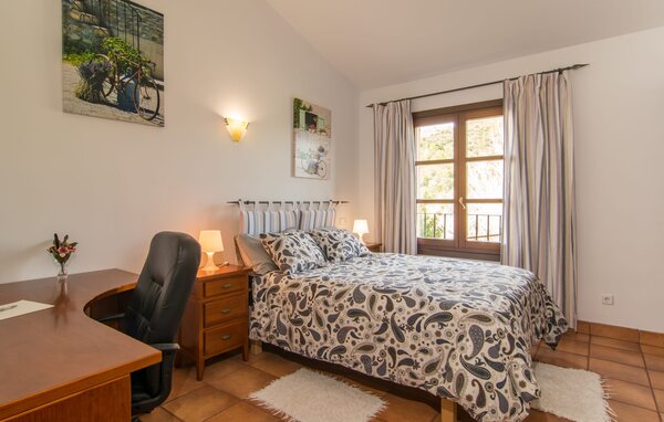 Holiday Home - Sa Creu Vella Ses Ancores, Capdepera , Spain - EMF816 604