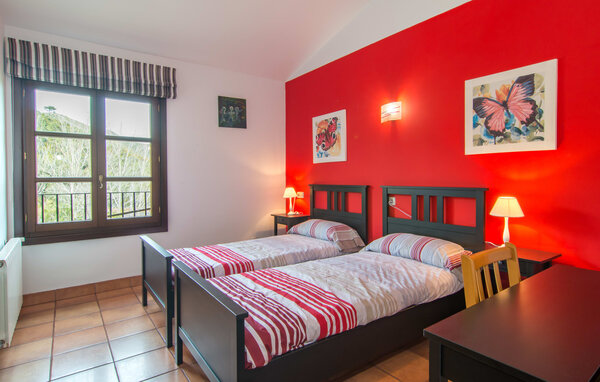 Holiday Home - Sa Creu Vella Ses Ancores, Capdepera , Spain - EMF816 609