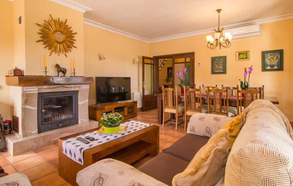 Holiday Home - Sa Creu Vella Ses Ancores, Capdepera , Spain - EMF816 303