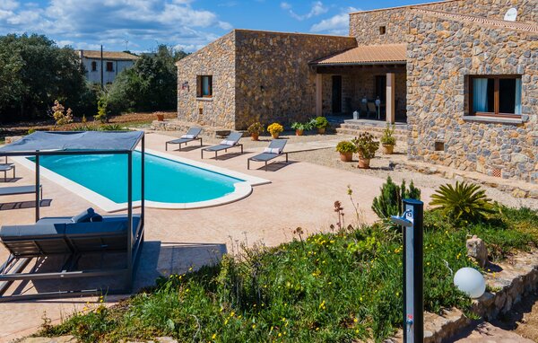 Holiday Home - Bellpuig, Arta , Spain - EMF827 2