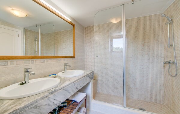 Holiday Home - Ca Na Martina, Cala dOr , Spain - EMF831 701