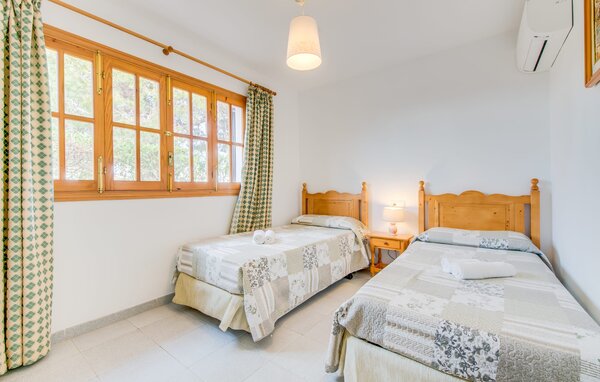 Holiday Home - Ca Na Martina, Cala dOr , Spain - EMF831 607