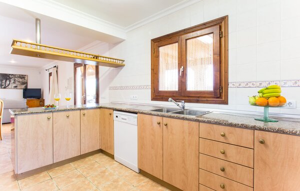 Holiday Home - Son Arcaines de Can Simo, Ariany , Spain - EMF837 404