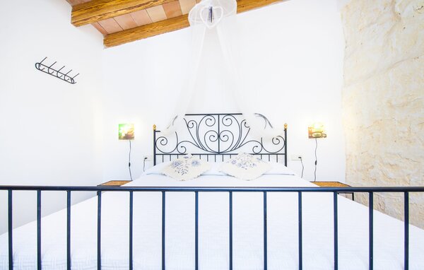 Holiday Home - Sa Caseta den Tronca, Sant Joan , Spain - EMF875 608