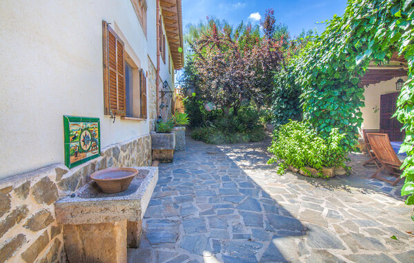 Holiday Home - Sa Caseta den Tronca, Sant Joan , Spain - EMF875 102
