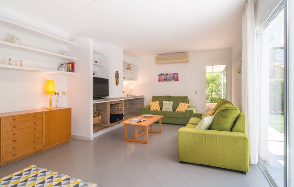 Holiday Home - Can Roig Loft, Colonia de Sant Pere , Spain - EMF878 8