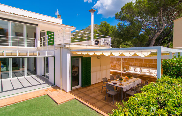 Holiday Home - Can Roig Loft, Colonia de Sant Pere , Spain - EMF878 83
