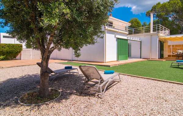 Holiday Home - Can Roig Loft, Colonia de Sant Pere , Spain - EMF878 107