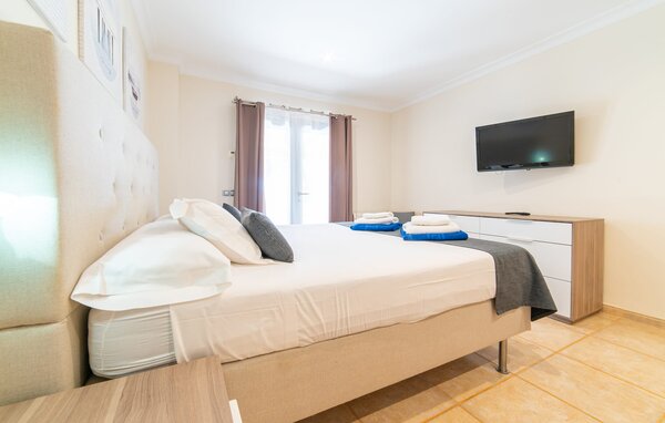 Semesterhus Es Velar