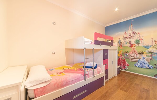 Semesterhus Es Velar