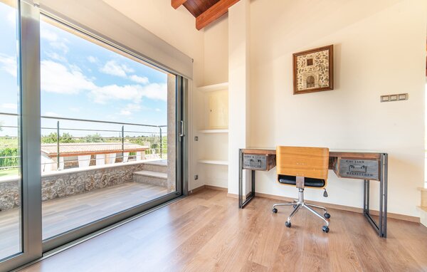 Semesterhus Es Velar