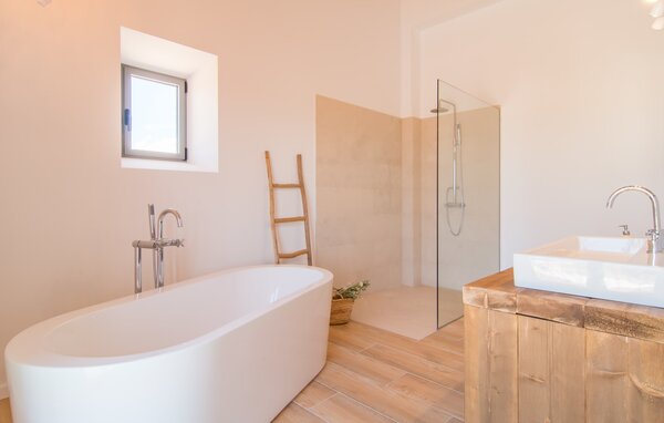Holiday Home - Son Bennassar Ses Figueres, Felanitx , Spain - EMF896 708