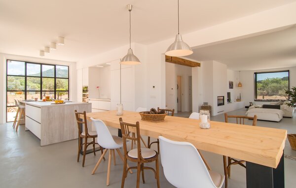 Holiday Home - Son Bennassar Ses Figueres, Felanitx , Spain - EMF896 401