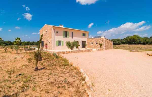 Holiday Home - Son Bennassar Ses Figueres, Felanitx , Spain - EMF896 84