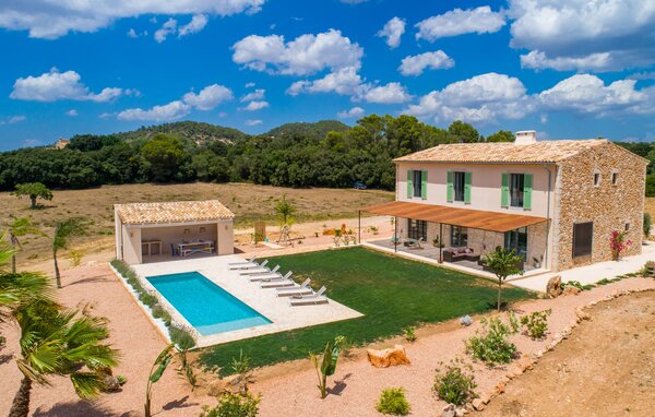Holiday Home - Son Bennassar Ses Figueres, Felanitx , Spain - EMF896 85