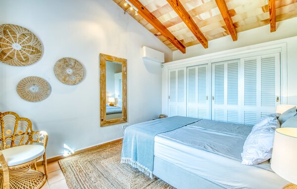 Holiday Home - Casa Amorena, Felanitx , Spain - EMF907 604
