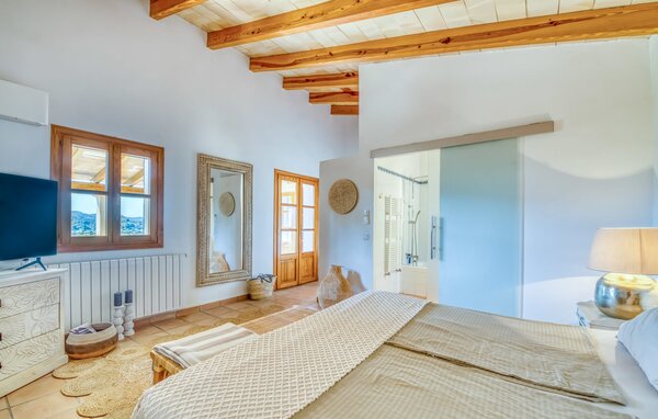 Holiday Home - Casa Amorena, Felanitx , Spain - EMF907 606