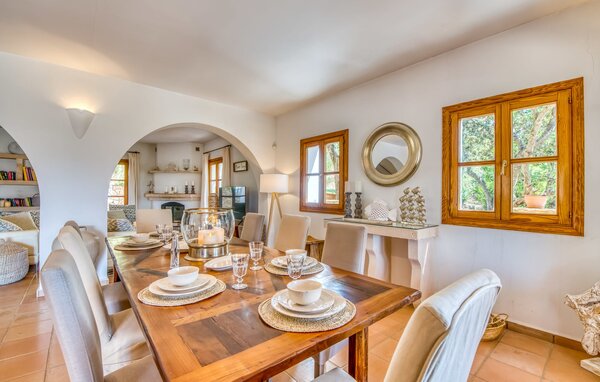 Holiday Home - Casa Amorena, Felanitx , Spain - EMF907 501