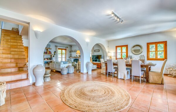 Holiday Home - Casa Amorena, Felanitx , Spain - EMF907 301