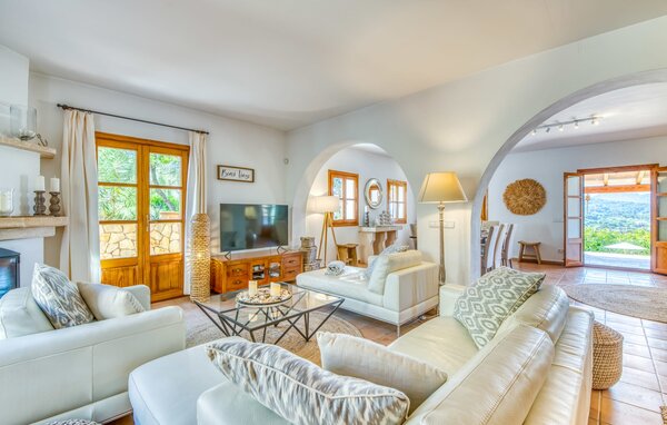 Holiday Home - Casa Amorena, Felanitx , Spain - EMF907 304