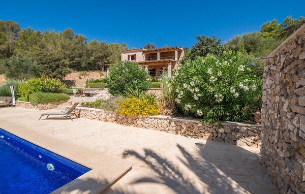 Holiday Home - Casa Amorena, Felanitx , Spain - EMF907 82