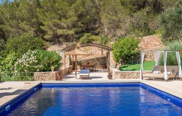 Holiday Home - Casa Amorena, Felanitx , Spain - EMF907 7