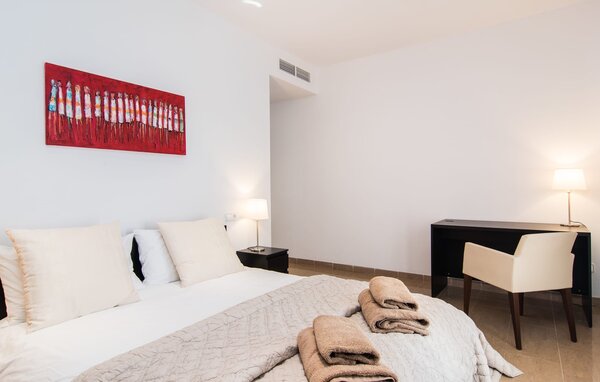 Holiday Home - Es Vinyolet de Campos, Campos , Spain - EMF915 602
