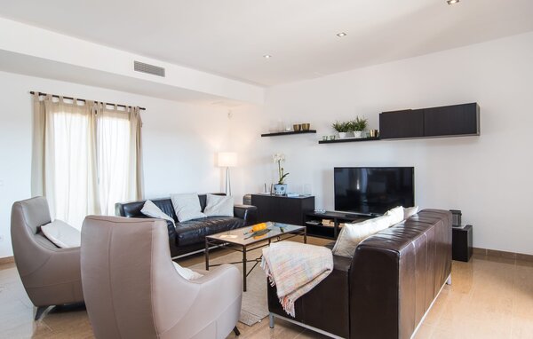 Holiday Home - Es Vinyolet de Campos, Campos , Spain - EMF915 9