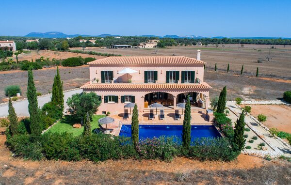 Holiday Home - Es Vinyolet de Campos, Campos , Spain - EMF915 82