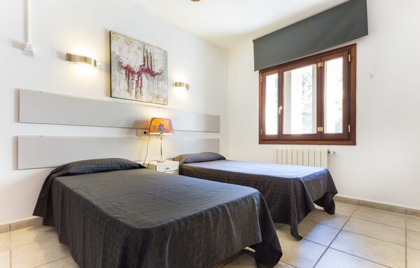 Holiday Home - Sa Tanca Nova, Cala dOr , Spain - EMF945 603