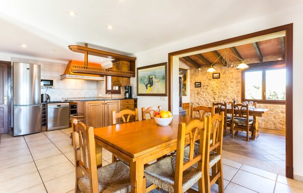 Holiday Home - Sa Tanca Nova, Cala dOr , Spain - EMF945 401
